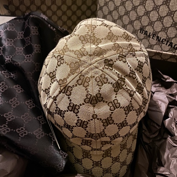 Balenciaga hacker hat in brown size S - Picture 6 of 7